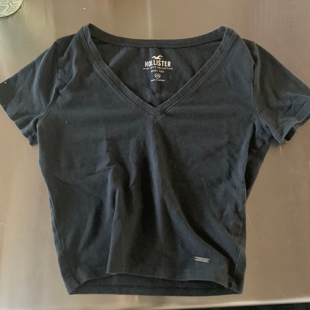 Hollister Black V neck tee shirt